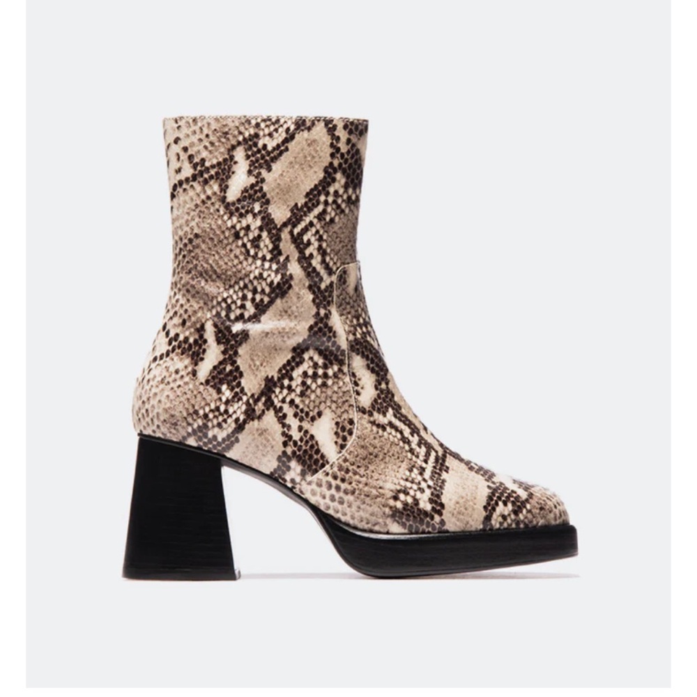 Sullivan Snakeskin Heeled Boots